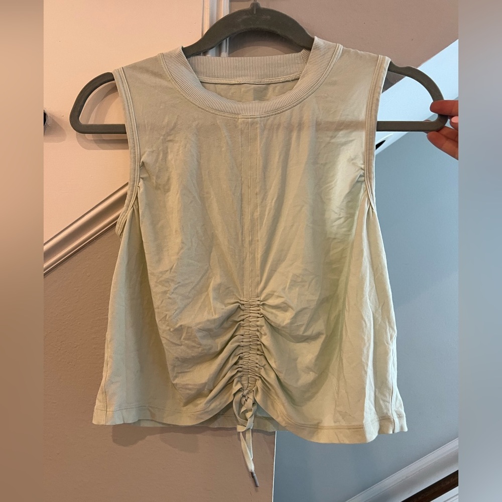 Lululemon Cropped Tank Top - Cream